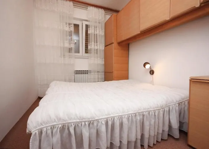 Διαμέρισμα With A Parking Space Lovran, Opatija - 7802 *